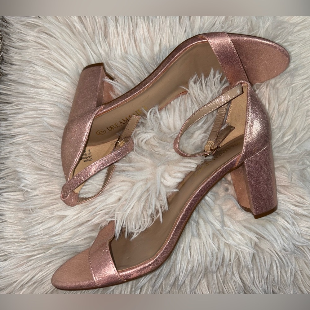 Dream pairs heels